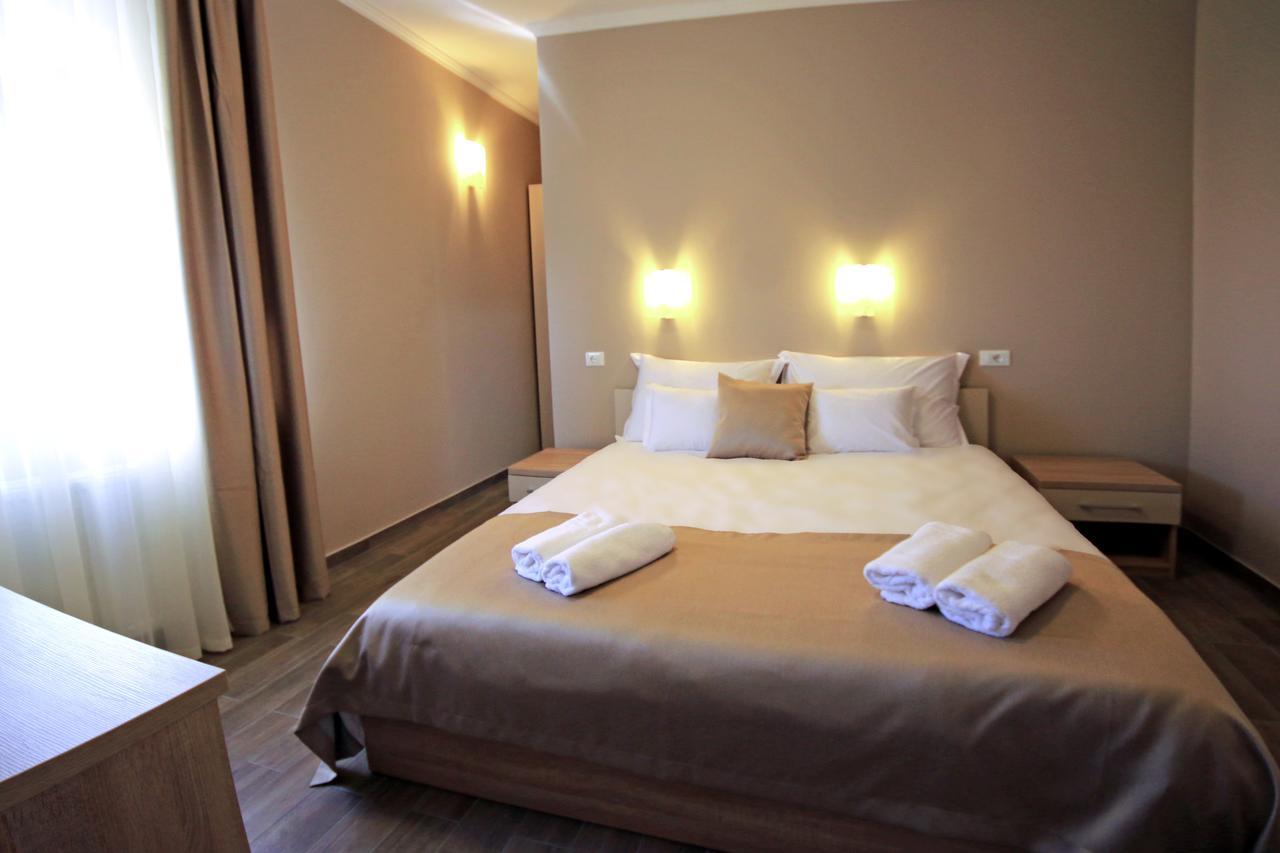B&B Ave Maria Vrpolje 外观 照片