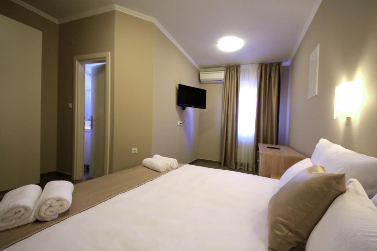 B&B Ave Maria Vrpolje 外观 照片
