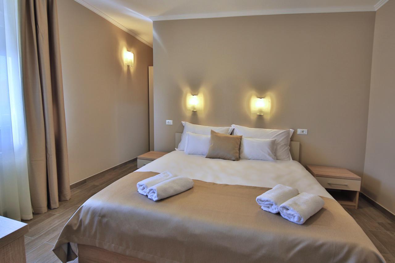 B&B Ave Maria Vrpolje 外观 照片