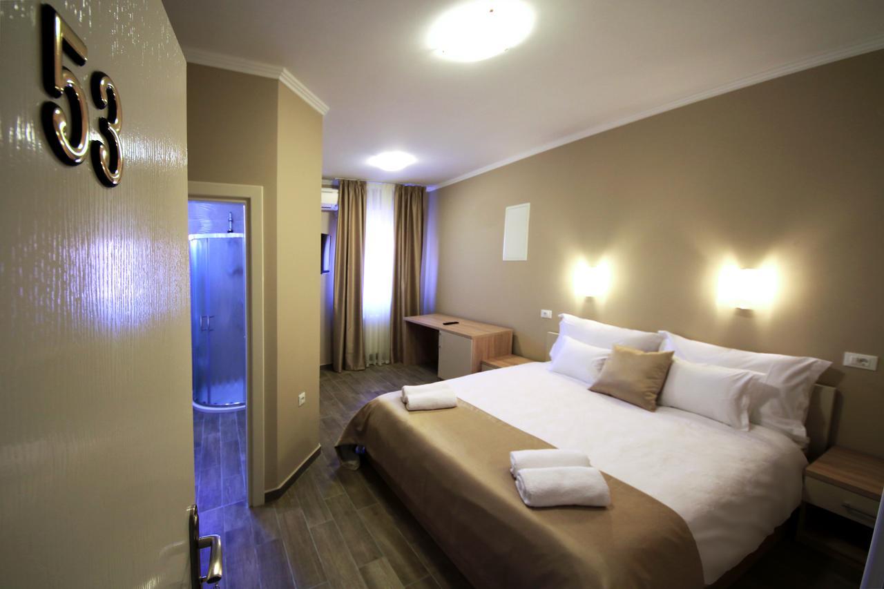 B&B Ave Maria Vrpolje 外观 照片